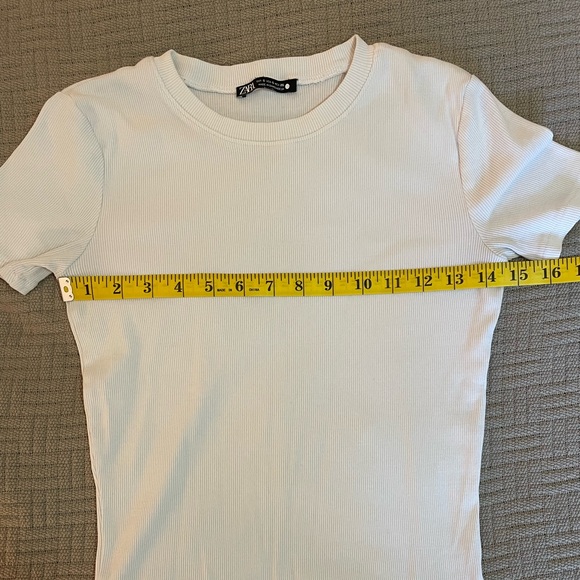 ✨3 for $25✨Zara Ribbed Tee - Picture 3 of 4